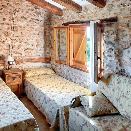 Comfortable In With Private Pool * Masdenverge