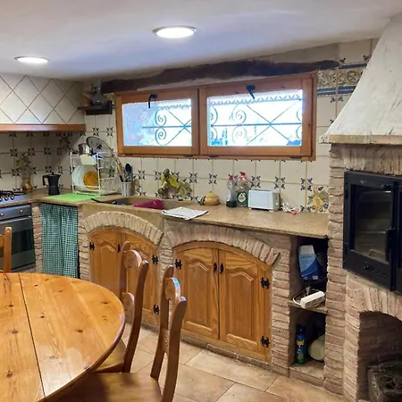 בקתה Comfortable In With Private Pool